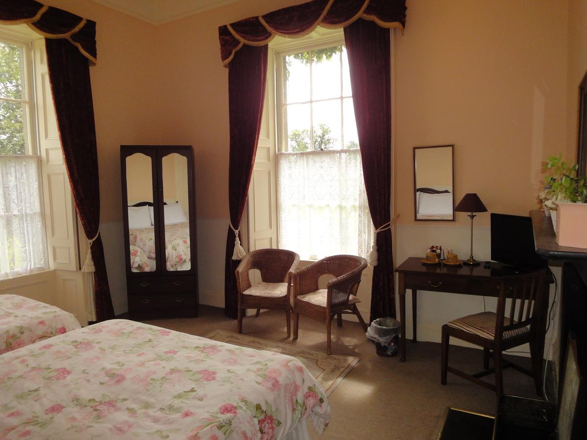 Bed and Breakfast Glendine House Килкенни Экстерьер фото