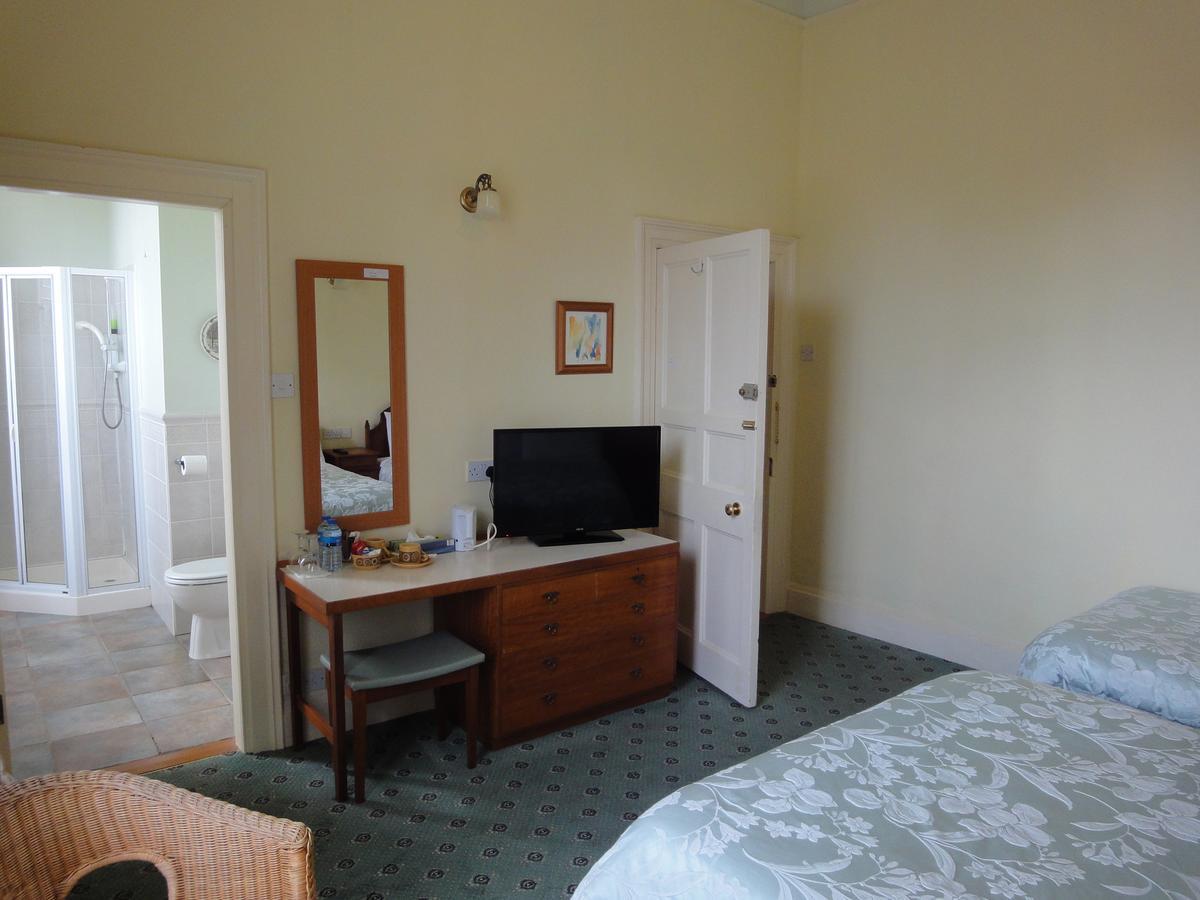 Bed and Breakfast Glendine House Килкенни Экстерьер фото