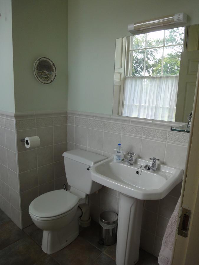Bed and Breakfast Glendine House Килкенни Экстерьер фото